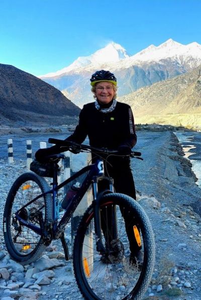Muriel Thomson Cycling on the  tour with redspokes